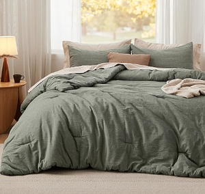 lot 461 image: Bedsure Olive Green Cotton Comforter Set