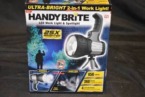 lot 36 image: Handy Brite HBT-MC4 Work Light wTripod 650 lm LED Battery Handheld