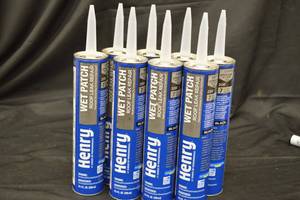 lot 66 image: 8ct Henry Wet Patch Roof Leak Repair Sealant