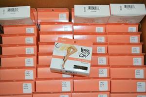 lot 197 image: Case if 36 LEggs to Go Ultra Sheer Pantyhose - Large