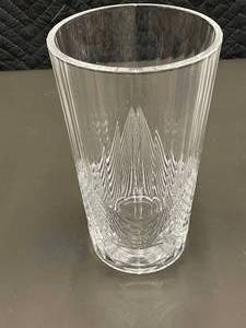 lot 196 image: Crystal Vase                                                   L2