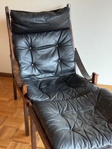 Vintage Mid Century Modern Hunter Lounge Chair with Original Ottoman by Torbjrn Afdal, Norway