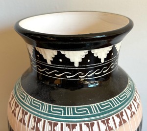 Hand Etched Feather Pot