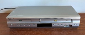 Samsung DVDVHS Dual Deck Player with Remote