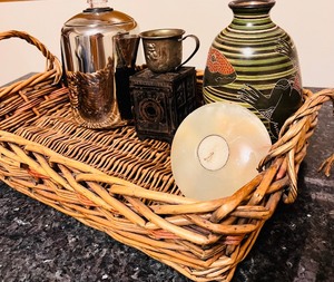 lot 117 image: Basket of Goodies