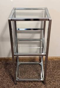 lot 150 image: Small Tiered Glass Accent Table