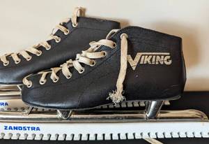 lot 154 image: Viking Youth Speed Skates