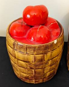 lot 88 image: Vintage Ceramic Tomato Barrel Cookie Jars