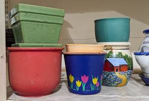 lot 65 image: Colorful Assortment of Planters