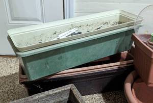 lot 66 image: Assorted Plastic Planter Boxes