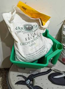 lot 61 image: Lawn and Garden Care