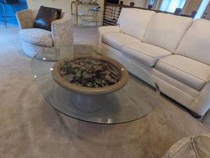lot 9 image: large oval Glass coffee table