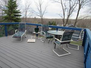 lot 2 image: Outdoor lawn furniture 7 pc group table, lounger, three chairs, side table, umbrella stand