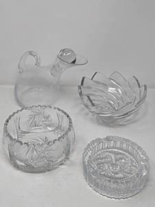 lot 38 image: 4 pc Glass and crystal Wine pourer with crystal stopper, cut glass bowl, crystal bowl, ashtray