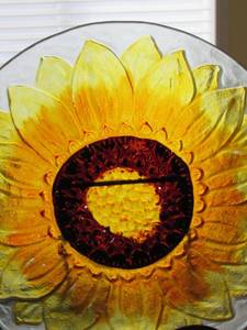 lot 1 image: Vineyard Vibes Sangria group 2 large glass platters, Hand painted  Spanish ceramic Sangria Pitcher, Stemless wine goblets, 3 bud vases