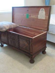 lot 60 image: Exquisite LANE Cedar Hope Chest -  Customized Beauty