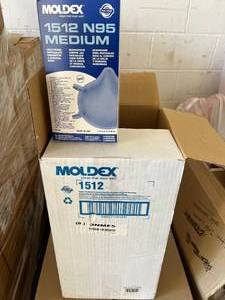lot 16 image: MSRP $300  1 Case (160 Masks) NEW Moldex 1512 N95 PVC-Free Healthcare Particulate Respirator &amp Surgical Mask - Size Medium expiration 429