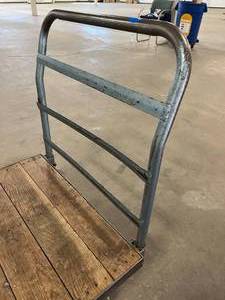 lot 24 image: Hamilton Heavy-Duty Hand Truck Transport Dolly Industrial Platform Cart - Good Condition