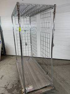 lot 81 image: InterMetro Adjustable Chrome-Plated Wire Cart Mobile Shelving Storage Truck - NSF Approved -&nbsp In Good Condition