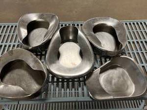 lot 31 image: Lot of 5 Vollrath Stainless Steel Hospital Bed Pan - In Great Condition