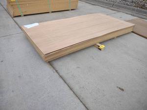 lot 50 image: (32) Sheets 316x4x8 Red Oak Face P...