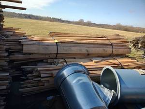 lot 72 image: (3) Bundles of Drops in (1) Row...