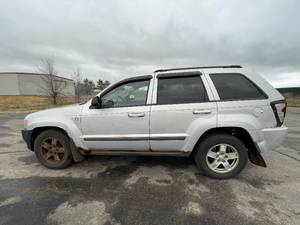 lot 19A image: 2007 Jeep Grand Cherokee Laredo - 4X4