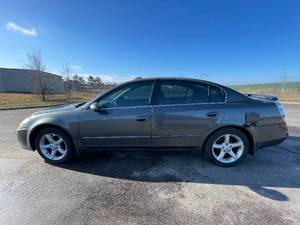 lot 18F image: 2006 Nissan Altima 3.5 SE