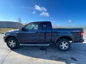 lot 18B image: 2005 Ford F-150 XLT - 4X4