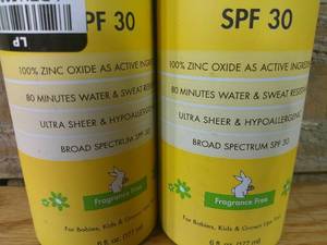 lot 30 image: Set of 2 Babo Botanicals Sheer Mineral Sensitive Sunscreen Spray SPF 30, 6 Oz