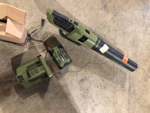 Green Machine 62V Cordless Axial Blower Variable Speed Brushless Motor, 123 MPH Max air speed, 655 CFM, 4 Ah Battery & Rapid Charger Customer Returns See Pictures