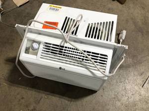 LG 5,000 BTU 115-Volt Window Air Conditioner LW5016 in White Customer Returns See Pictures