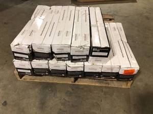 Pallet of MSI Three Rivers Gold Ledger Panel 6 in. x 24 in. Natural Slate Wall Tile (4 sq. ft. case) Customer Returns See Pictures