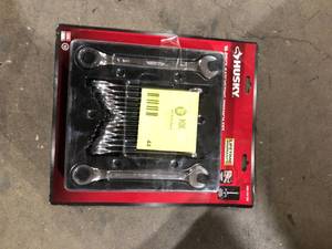 Husky SAE and Metric Ratcheting Wrench Set (16-Piece) Customer Returns See Pictures