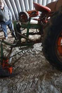 lot 7 image: M10 Case Mower