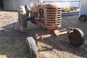 lot 31 image: 44 Massey Harris