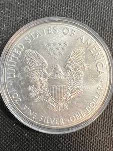2018 AMERICAN SILVER EAGLE 1 TROY OZ .999 FINE SILVER IN AIRTITE