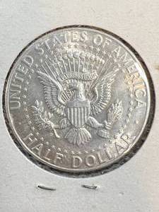 1964-D US KENNEDY HALF DOLLAR UNC