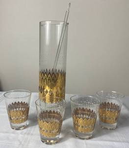 lot 13 image: Mid Century Barware-Signed Pasinski Kashmir Cocktail Set with Stir Stick