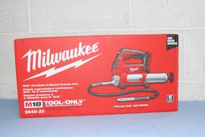 Milwaukee M18 Cordless 2-Speed Grease Gun - Model 2646-20 - NEW in Box