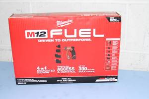 Milwaukee M12 FUEL Installation Drill  Driver Kit with Battery & Charger - Model 2505-22 - NEW in Box