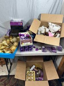 Beautiful Purple & Gold Decor