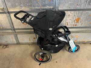 Graco Fastaction Jogger Stroller - See Note