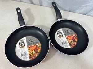 2 New Aluminum Non-Stick Frying Pans