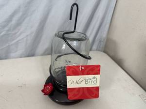 New Mason Jar Hummingbird Feeder