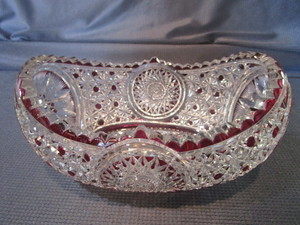 lot 25 image: Ruby Cut To Clear Bowl