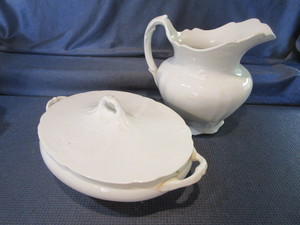 lot 48 image: Vintage White Ceramics