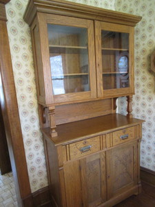 lot 2 image: Antique Hutch