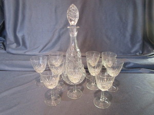 lot 90 image: Decanter & Stems