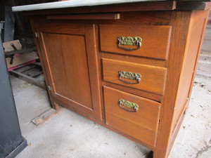 lot 255 image: Enamel Countertop Cupboard